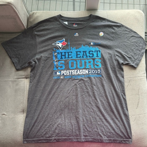 NWT BLUE JAYS 2015 East Division Champion T-Shirt - Picture 2 of 7